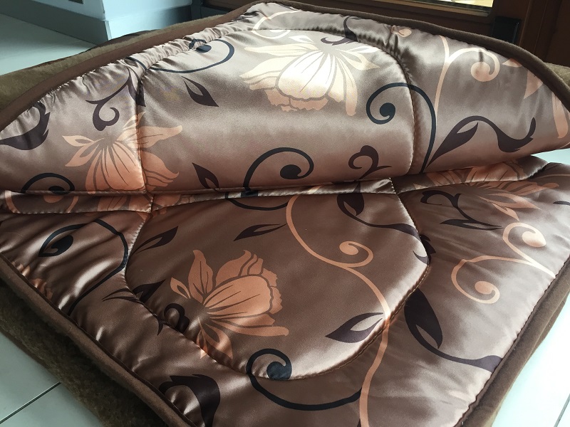 KOŁDRA WEŁNIANA CAMEL KWIAT LOTOSU 220x200