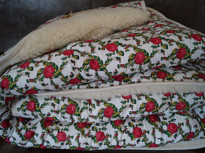 Kołdra orientalna Merynos + Bawełna Kolekcja ROSES 160x200