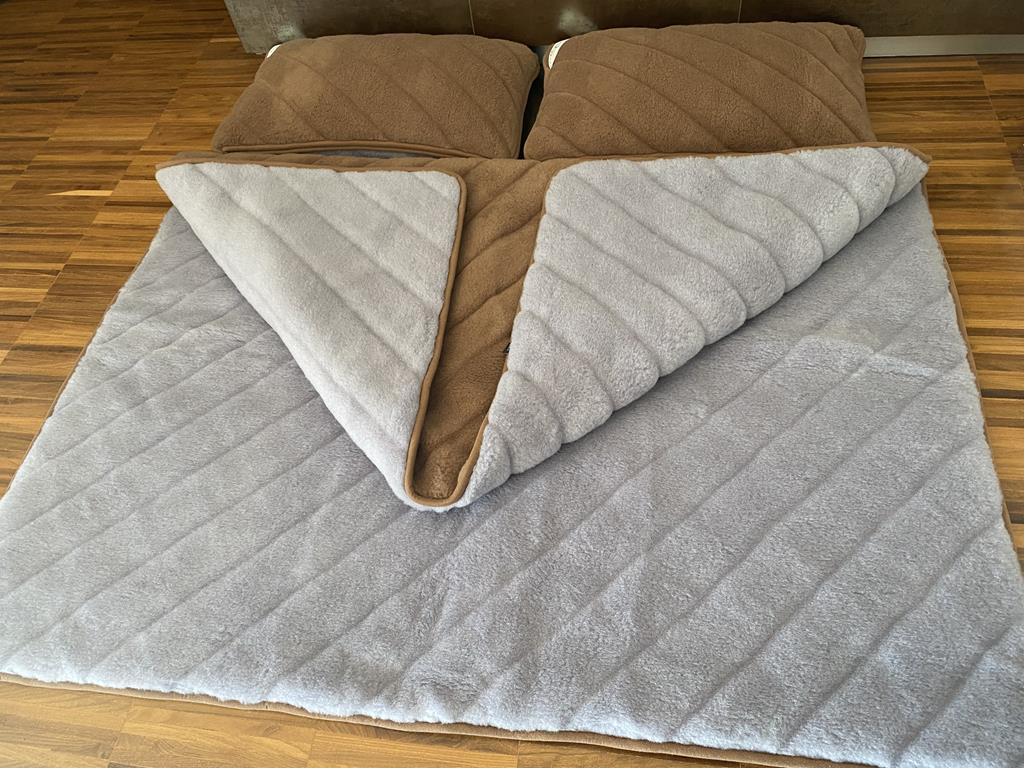 POŚCIEL WEŁNIANA ALPAKA SILVER PASY + CAMEL CIEMNY PASY 180x200 + PODKŁAD