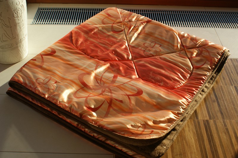 KOŁDRA WEŁNIANA CAMEL CIEMNY + SATYNA ORANGE 180X200