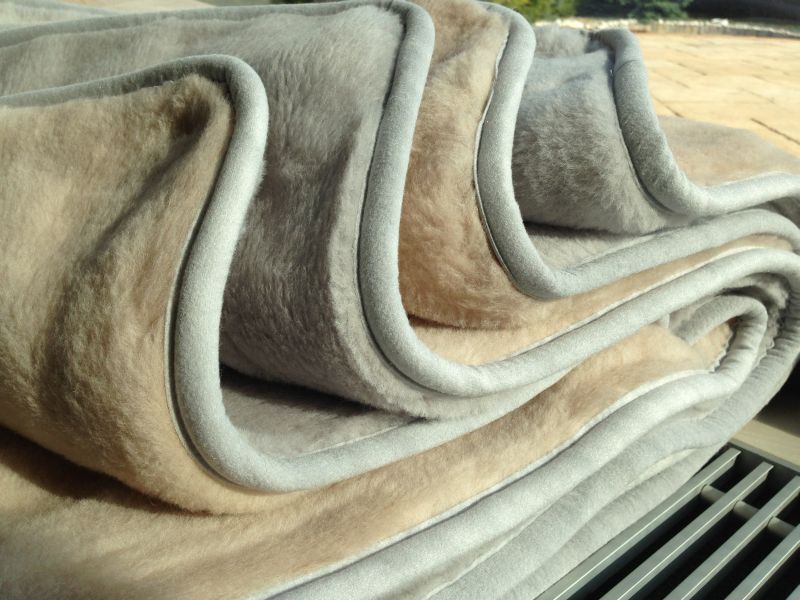 Kołdra z wełny Alpaki Silver + Camel Cappucino 160x200