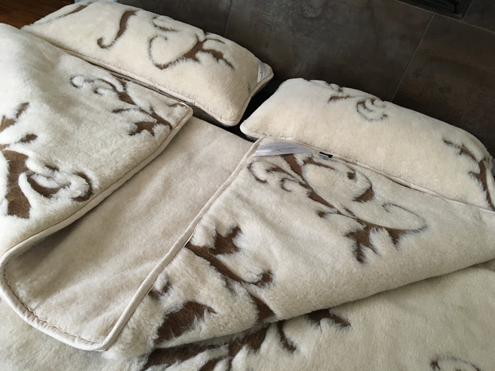 POŚCIEL WEŁNIANA CAMEL JASNY BOHO 160x200 + MATERAC