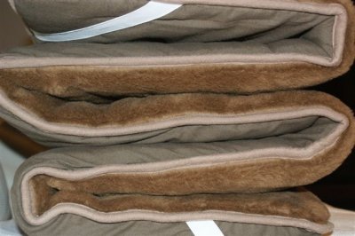 MATERAC WEŁNIANY CAMEL BROWN 90x200