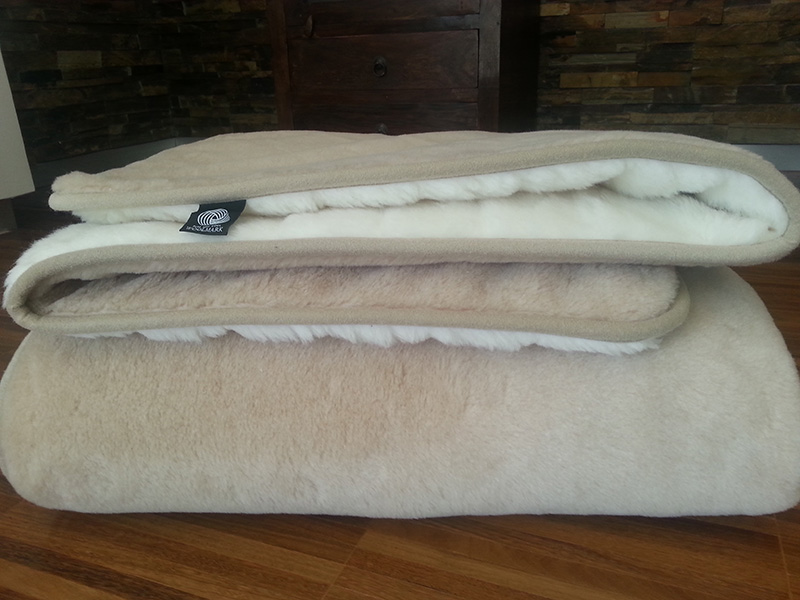 KOŁDRA WEŁNIANA CAMEL JASNY + KASZMIR LUX PASY 240X200