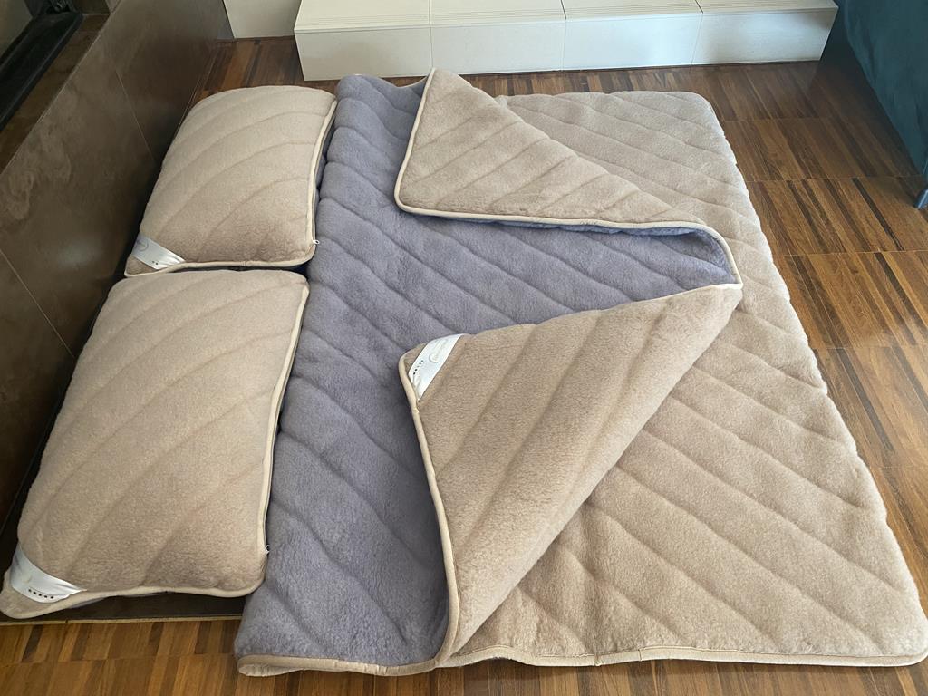 POŚCIEL WEŁNIANA ALPAKA ALPINA PASY + CAMEL JASNY PASY 220x200