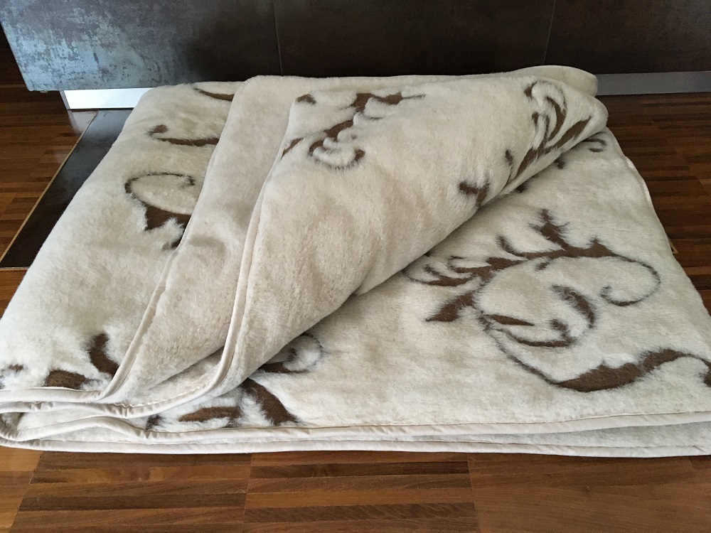 KOŁDRA WEŁNIANA 140X200 CAMEL JASNY BOHO