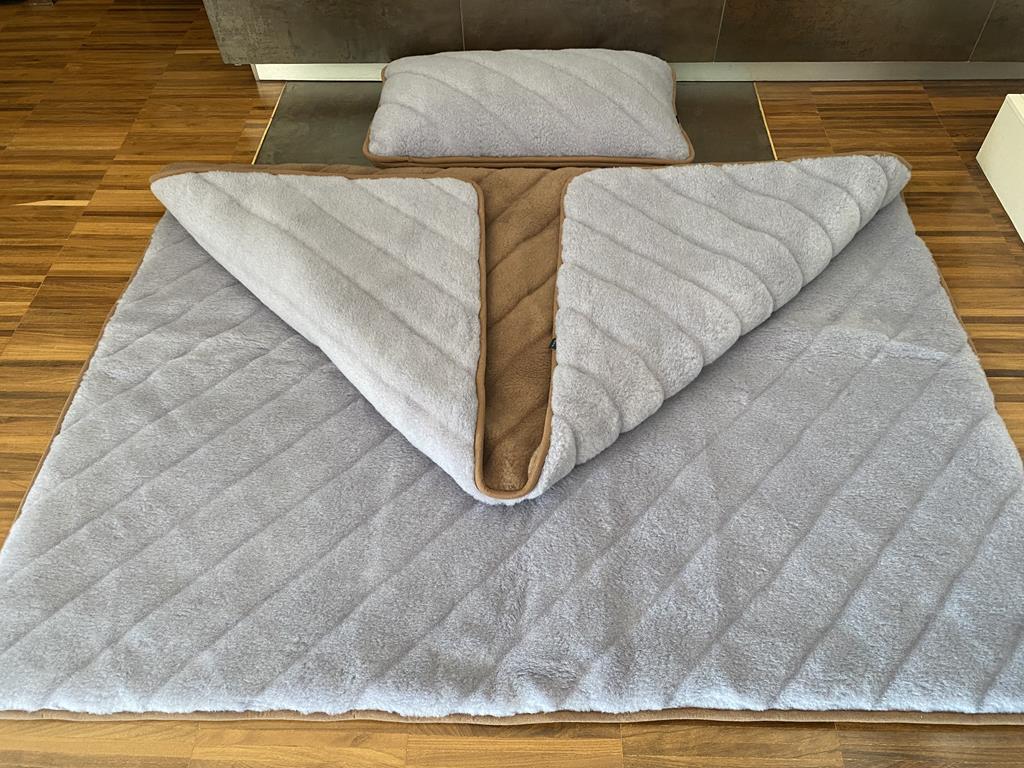 POŚCIEL Z WEŁNY ALPAKI SILVER PASY + CAMEL CIEMNY PASY 140X200 + PODKŁAD
