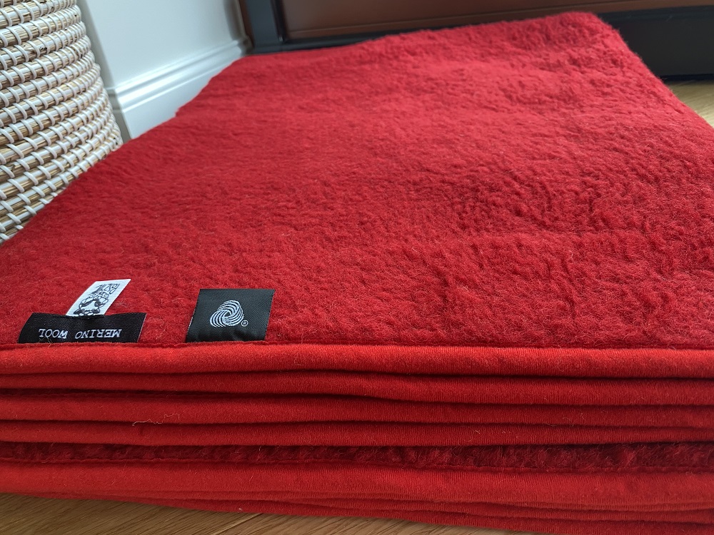KOC WEŁNIANY MERYNOS TUMBLER RED MEXICO 160X200