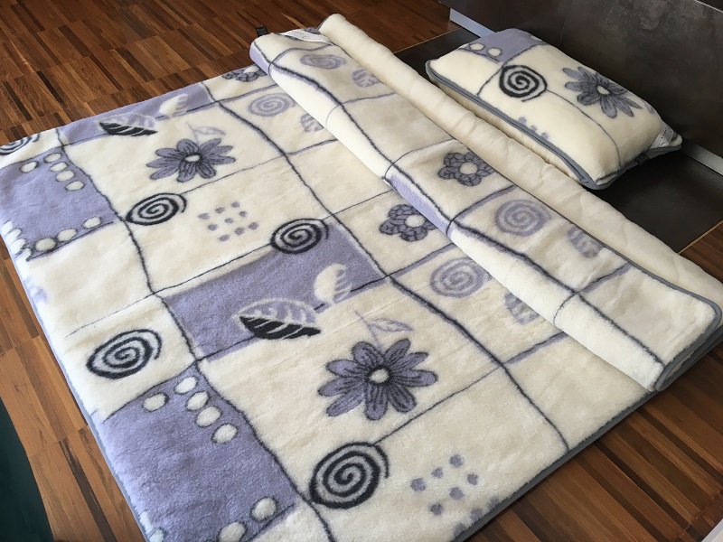 POŚCIEL Z WEŁNY ALPAKI VIOLET BOTANICA + KASZMIR CARO 140X200 + PODKŁAD