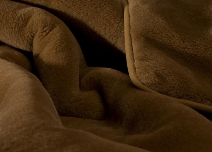 POŚCIEL WEŁNIANA CAMEL CHOCOLATTE Z WEŁNY CAMEL 240X200 + MATERAC