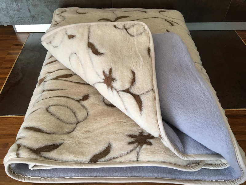 POŚCIEL Z WEŁNY ALPAKI ALPINA + CAMEL RAMPICANTI 140x200 + PODKŁAD