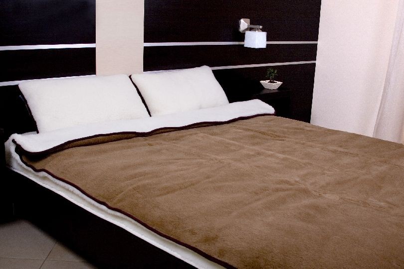 POŚCIEL Z WEŁNY CAMEL + MERYNOS AUSTRALIJSKI 140x200 + MATERAC