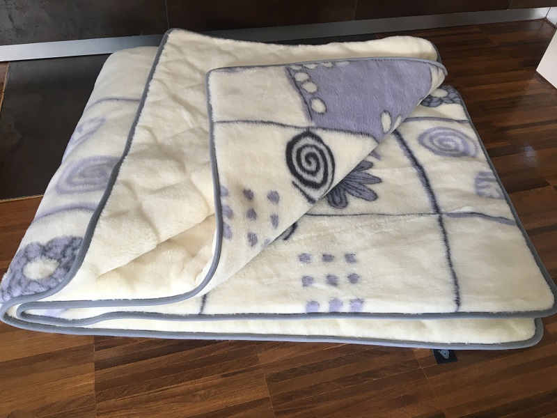 KOŁDRA Z WEŁNY ALPAKI VIOLET BOTANICA + KASZMIR CARO 200x200