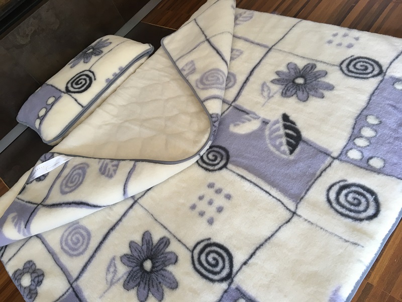 POŚCIEL Z WEŁNY ALPAKI VIOLET BOTANICA + KASZMIR CARO 140X200 + PODKŁAD