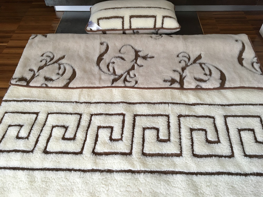 POŚCIEL WEŁNIANA CAMEL BOHO + MERYNOS TUMBLER GREKA 140x200 + MATERAC