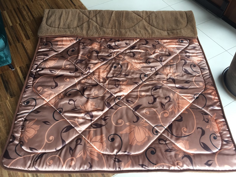 KOŁDRA WEŁNIANA CAMEL KWIAT LOTOSU 220x200
