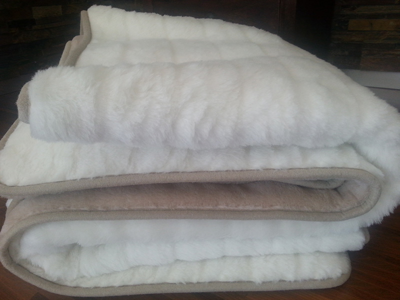 KOŁDRA WEŁNIANA CAMEL JASNY + KASZMIR LUX PASY 240X200