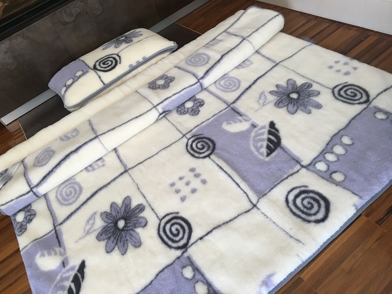 POŚCIEL Z WEŁNY ALPAKI VIOLET BOTANICA + KASZMIR CARO 140X200 + PODKŁAD