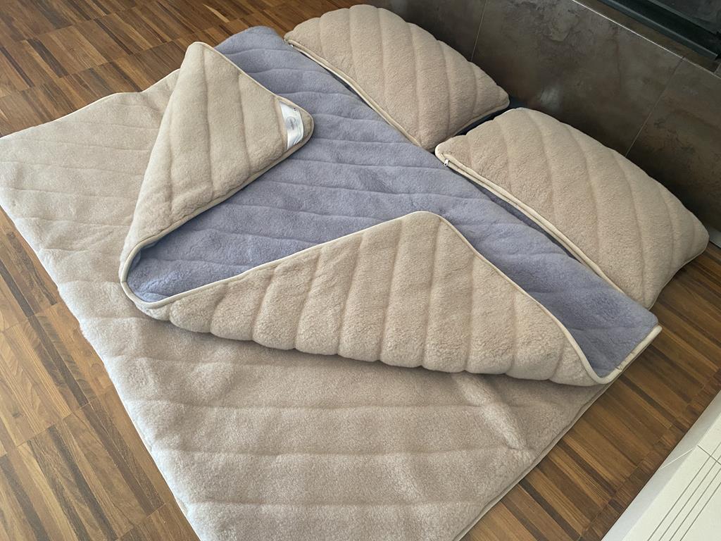 POŚCIEL WEŁNIANA ALPAKA ALPINA PASY + CAMEL JASNY PASY 220x200