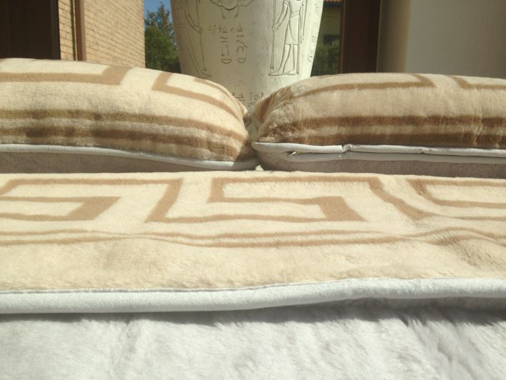 POŚCIEL WEŁNIANA ALPAKA SILVER + CAMEL CAPPUCINO GREKA 160X200 + PODKŁAD