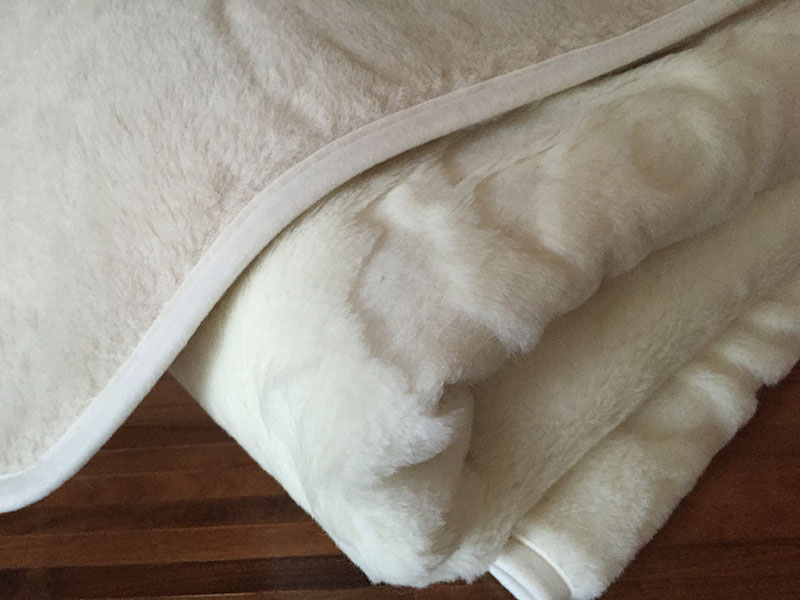 KOŁDRA WEŁNIANA CAMEL CAPPUCCINO + KASZMIR RÓŻA 180X200