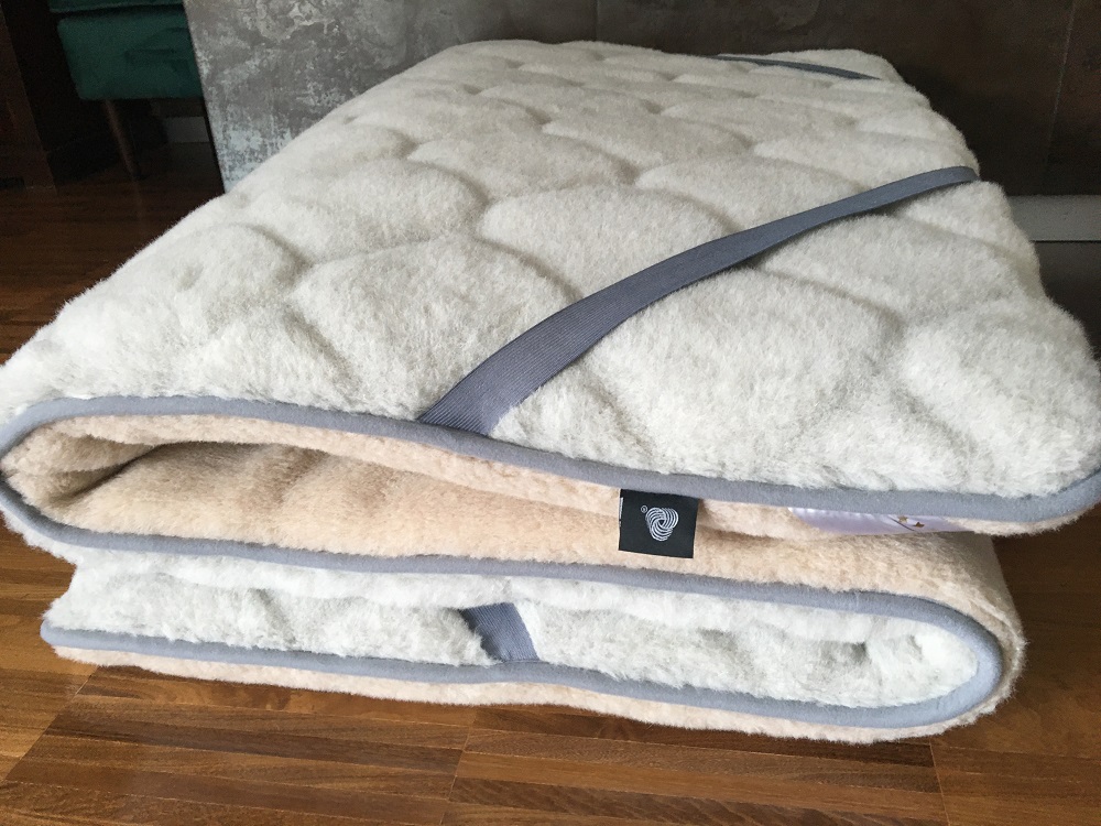 MATERAC WEŁNIANY ALPAKA JASNA CARO + CAMEL JASNY 220X200