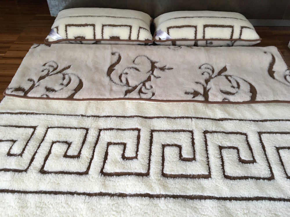 POŚCIEL WEŁNIANA CAMEL BOHO + MERYNOS TUMBLER GREKA 240x200 + PODKŁAD