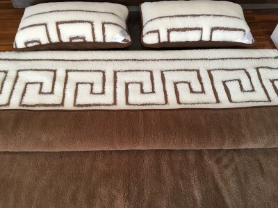 POŚCIEL WEŁNIANA CAMEL CIEMNY + MERYNOS TUMBLER GREKA 220x200 + PODKŁAD