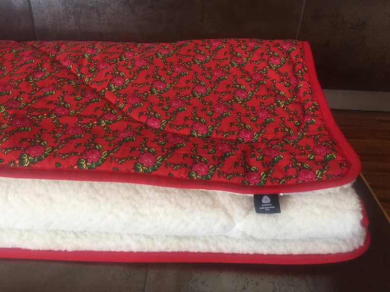 Kołdra orientalna Merynos + Bawełna Kolekcja RED ROSES 140x200