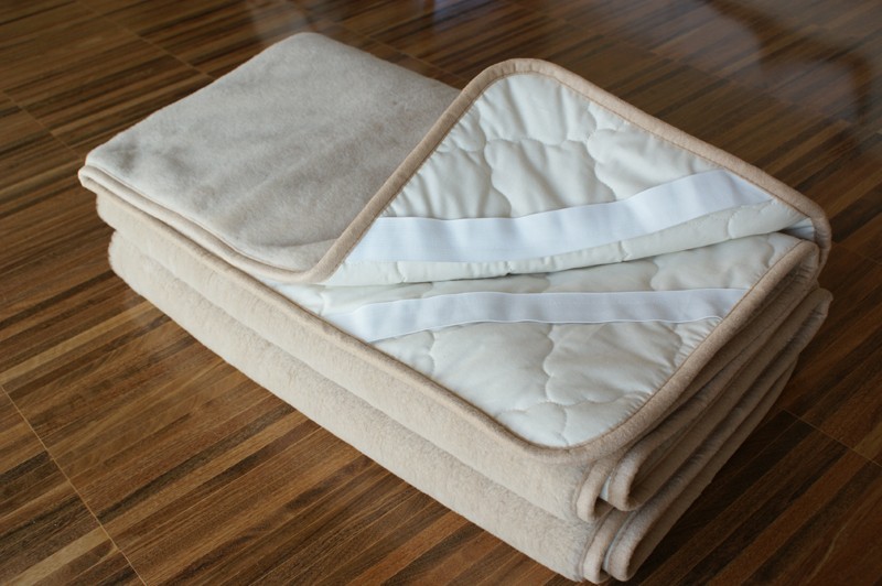 PODKŁAD Z WEŁNY WIELBŁĄDZIEJ 140x200 CAMEL JASNY LIGHT