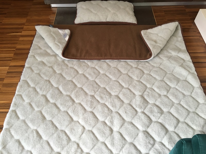 POŚCIEL Z WEŁNY ALPAKI JASNEJ CARO + CAMEL CIEMNY 140X200 + PODKŁAD