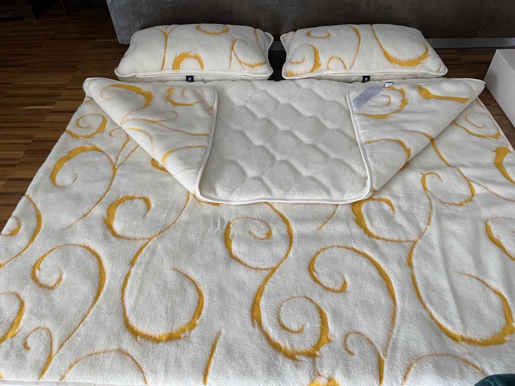 POŚCIEL WEŁNIANA KASZMIR GOLD + KASZMIR CARO 160x200 + PODKŁAD