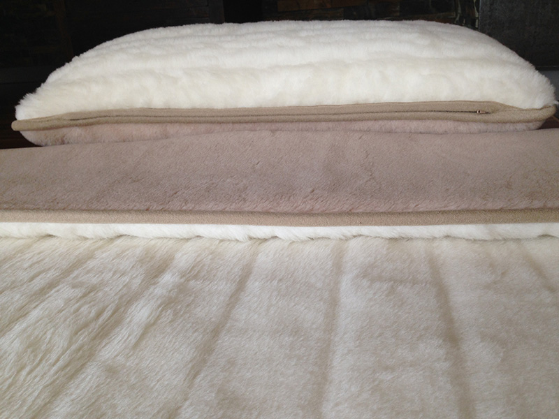 POŚCIEL Z WEŁNY CAMEL JASNY CAPPUCCINO + KASZMIR LUX PASY 140x200