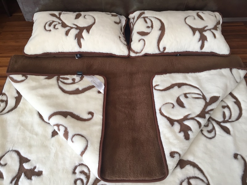 POŚCIEL WEŁNIANA CAMEL CIEMNY + KASZMIR SZLACHECKI 160x200 + PODKŁAD