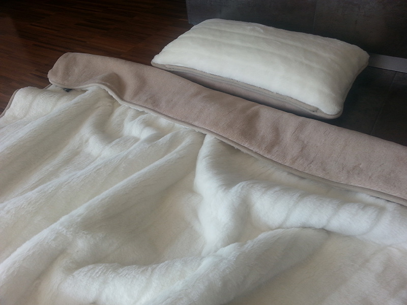 POŚCIEL Z WEŁNY CAMEL JASNY CAPPUCCINO + KASZMIR LUX PASY 140x200