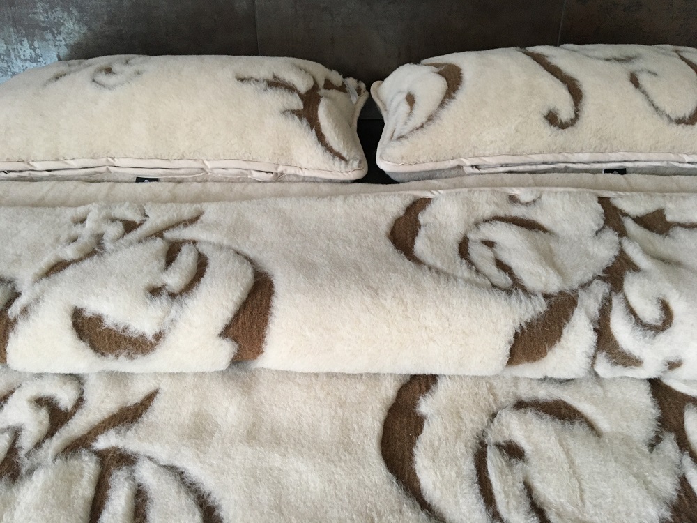 POŚCIEL WEŁNIANA CAMEL JASNY BOHO 160x200 + MATERAC