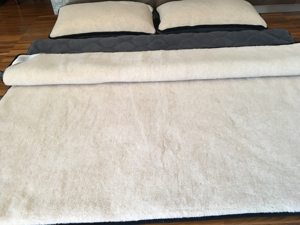 POŚCIEL WEŁNIANA ALPAKA CIEMNA CARO + CAMEL JASNY 240x200 + MATERAC