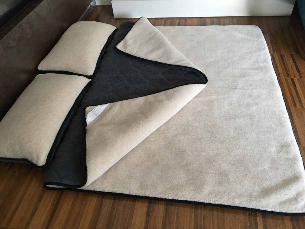 POŚCIEL WEŁNIANA ALPAKA CIEMNA CARO + CAMEL JASNY 240x200 + MATERAC