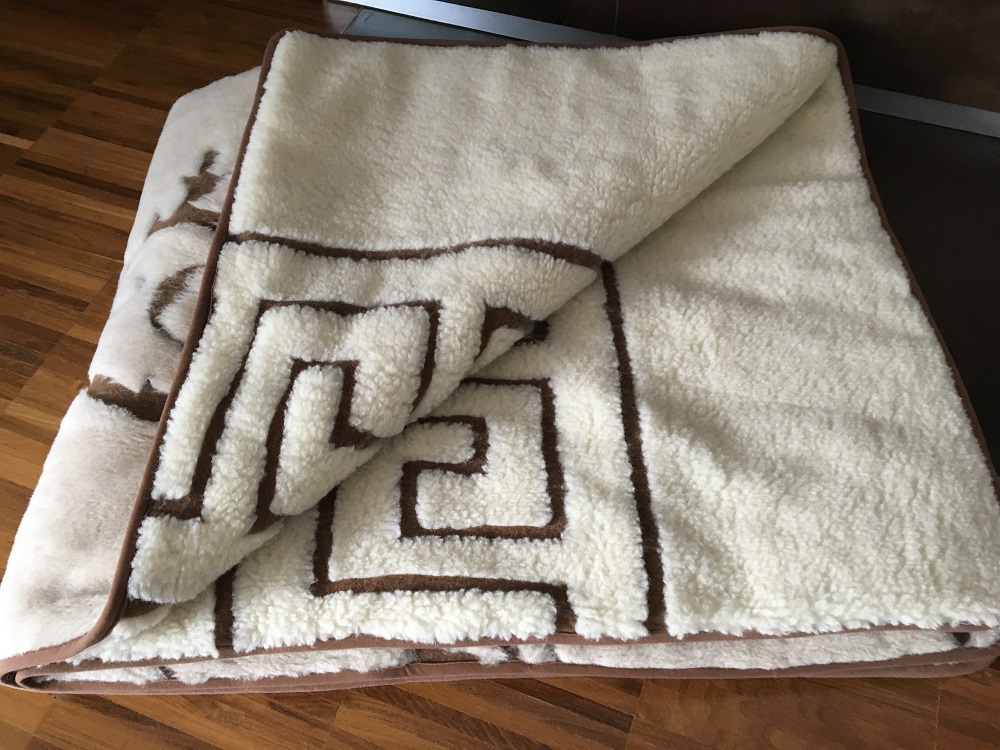KOŁDRA Z WEŁNY MERYNOS T. GREKA + CAMEL JASNY BOHO 240x200
