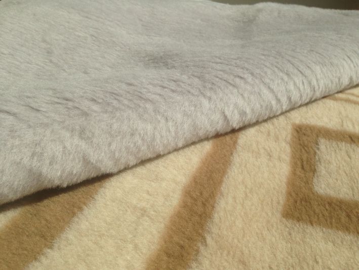 Kołdra z wełny Alpaki Silver + Camel Cappucino Greka 180x200
