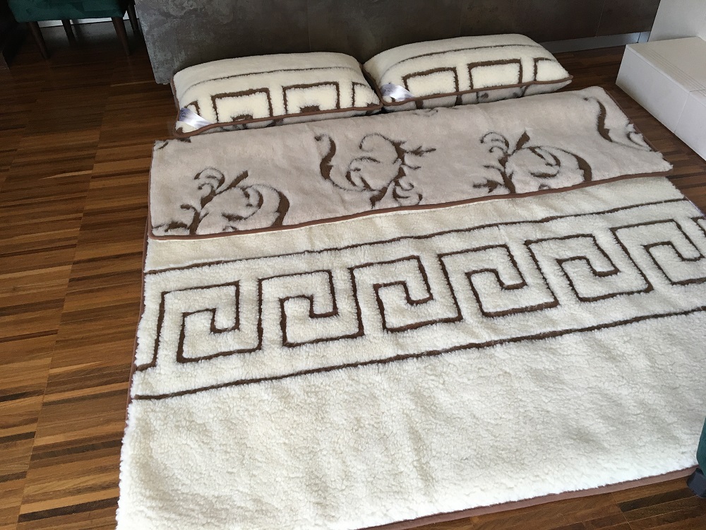 POŚCIEL WEŁNIANA CAMEL BOHO + MERYNOS TUMBLER GREKA 240x200 + PODKŁAD