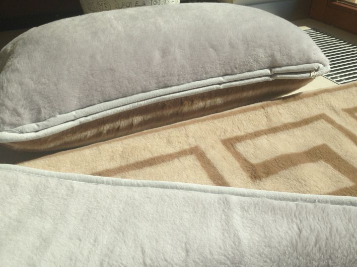 POŚCIEL Z WEŁNY ALPAKI SILVER + CAMEL CAPPUCINO GREKA 140X200
