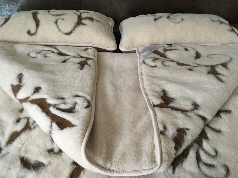 POŚCIEL WEŁNIANA CAMEL JASNY BOHO 160x200 + MATERAC