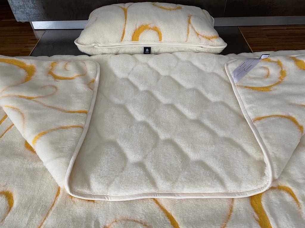 POŚCIEL Z WEŁNY KASZMIR GOLD + KASZMIR CARO 140x200 + MATERAC