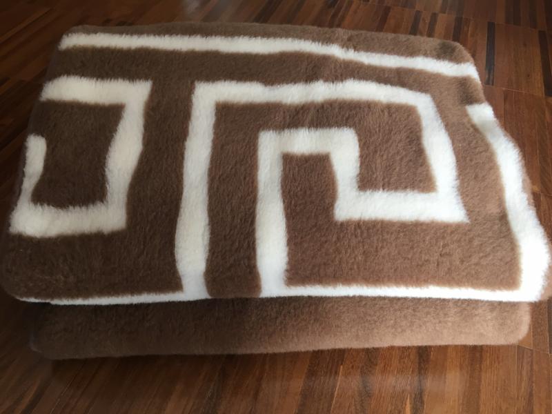 KOC WEŁNIANY CAMEL CIEMNY GREKA 160x200