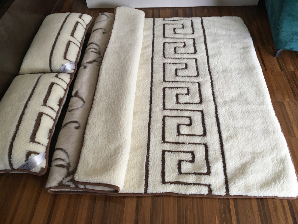 POŚCIEL WEŁNIANA CAMEL BOHO + MERYNOS TUMBLER GREKA 240x200 + PODKŁAD