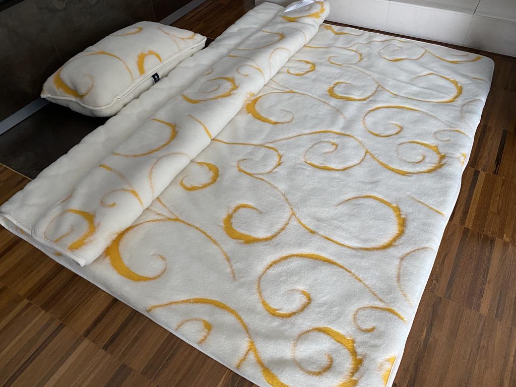 POŚCIEL Z WEŁNY KASZMIR GOLD + KASZMIR CARO 140x200 + MATERAC