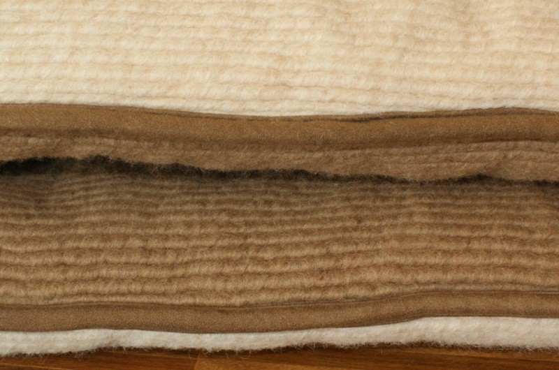 MATERAC WEŁNIANY CAMEL PERUGGIANO 100x200