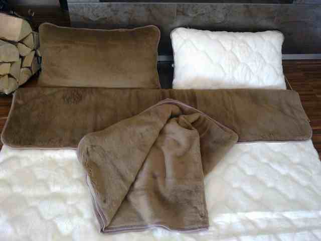 POŚCIEL WEŁNIANA CAMEL CIEMNY + KASZMIR WYTŁACZANY 220x200 + PODKŁAD