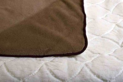 KOŁDRA Z WEŁNY CAMEL CIEMNY + KASZMIR SOFFIATO 200x200